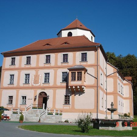 Hotel Garni Schloss Schoenberg Bad Brambach Kültér fotó