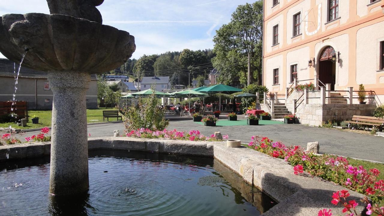 Hotel Garni Schloss Schoenberg Bad Brambach Kültér fotó