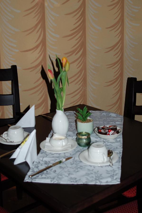 Hotel Garni Schloss Schoenberg Bad Brambach Kültér fotó
